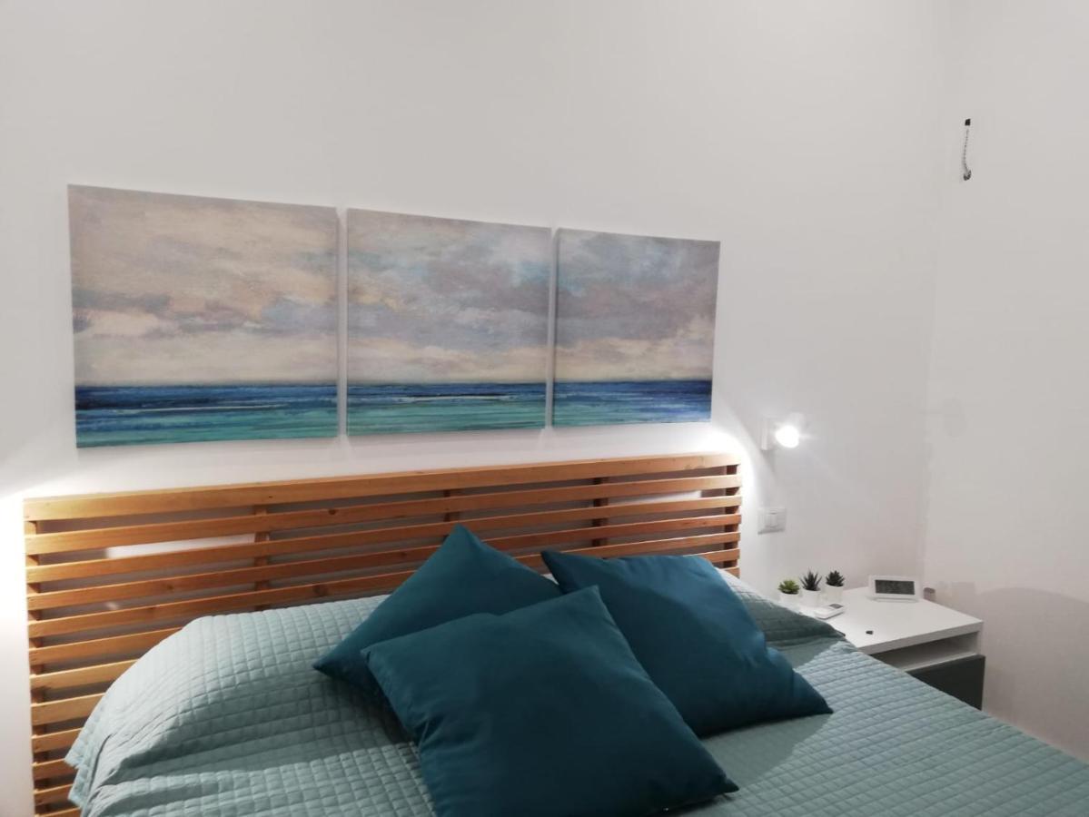 Cavour 45 - Ortigia Apartments シラクーサ エクステリア 写真